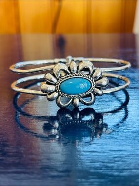 Silver Flower Hinge Cuff Bracelet with faux Turquoise Stone